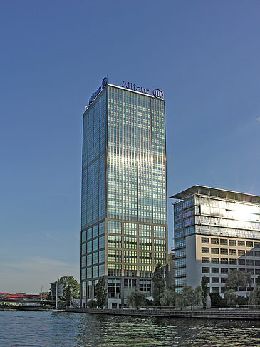 Foto Allianztower