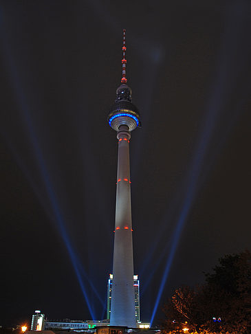 Fernsehturm bei Nacht