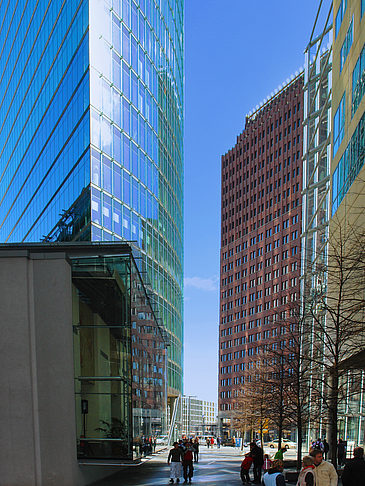 Foto Hochhaus der Deutschen Bahn