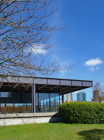 Neue Nationalgalerie Foto 