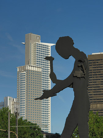 Foto Hammering Man