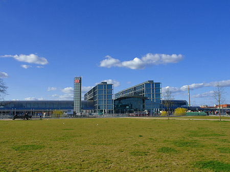 Blick auf den Hauptbahnhof Foto 