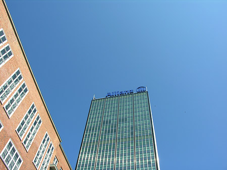 Allianz-Tower Fotos