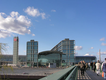 Gustav-Heinemann-Brücke Fotos
