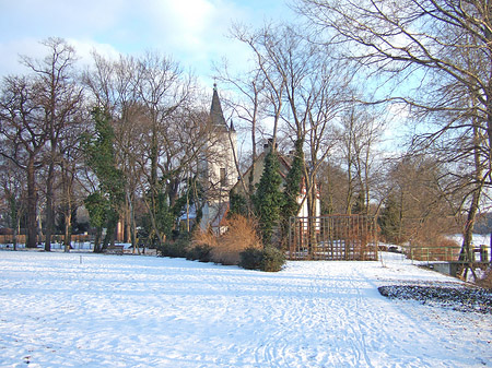 Kirche im Schnee