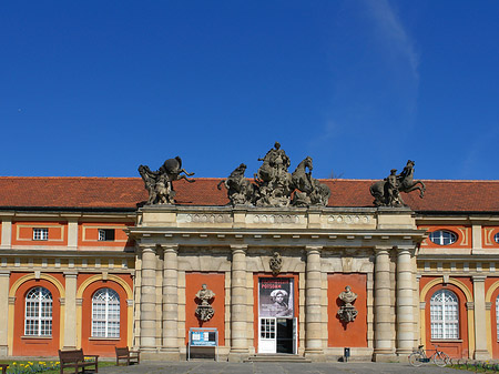 Haupteingang Foto 