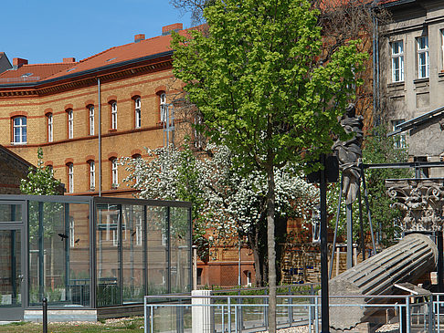 Säulen im Innenhof
