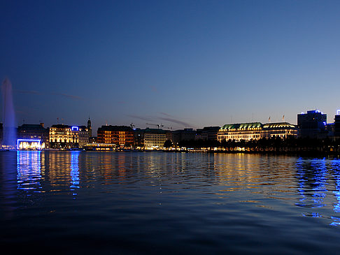 Binnenalster am Abend Foto 