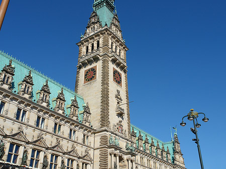 Rathaus von der Seite Fotos