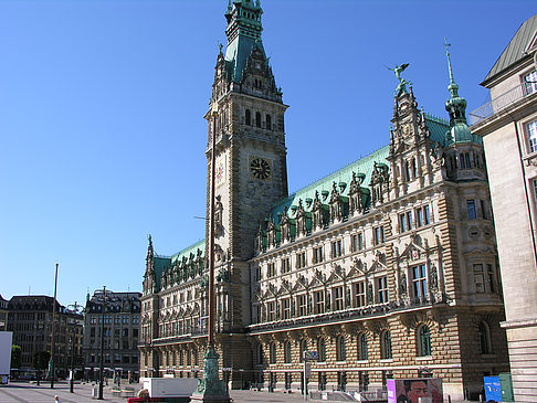 Rathaus von der Seite