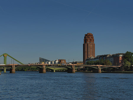 Foto Main Plaza und Untermainbrücke