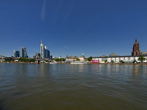 Fotos Blick über den Main
