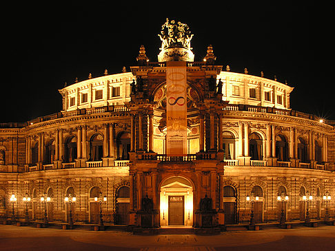 Foto Semperoper bei Nacht
